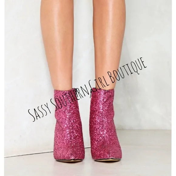 ⭐🆕 Hot pink glitter ankle boots