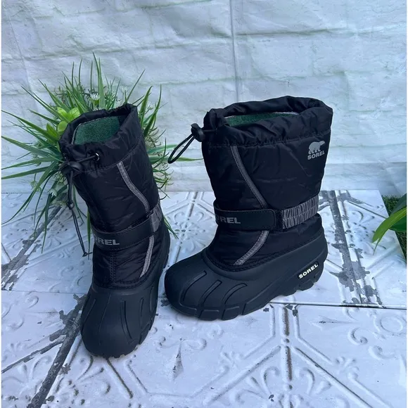 -SOREL Snow Boots toddler Size 13  gently used unisex