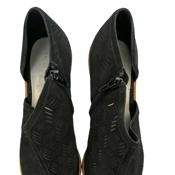 1. State NEW Iddah Perforated Leather Cutaway Ankle Boots In Black Size 11