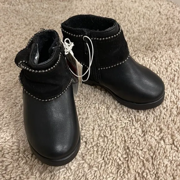 2 ZARA Baby winter boots