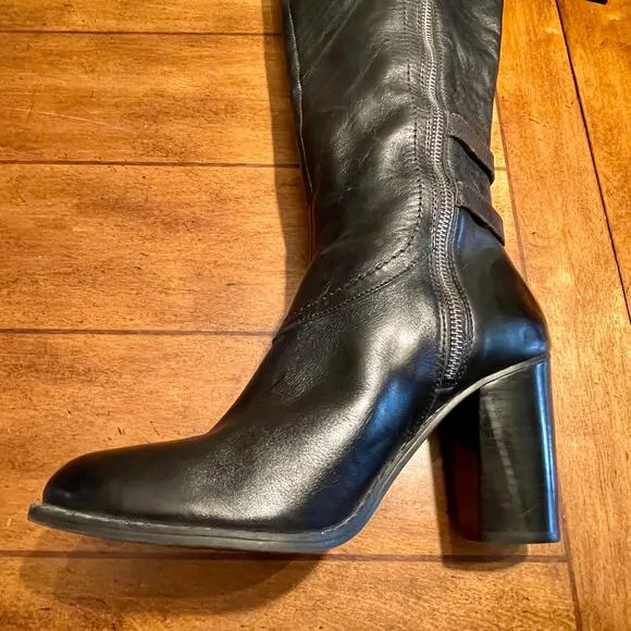 Adrienne Vittadini Leather Equestrian Harness Boots Sz 9M Knee High Zip