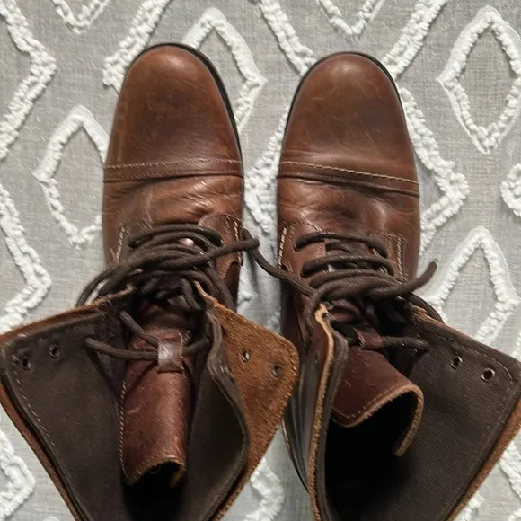 Aldo Mens leather boots size 44 (10.5)   A71