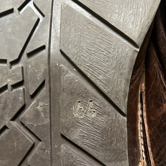 Aldo Mens leather boots size 44 (10.5)   A71