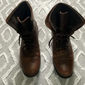 Aldo Mens leather boots size 44 (10.5)   A71