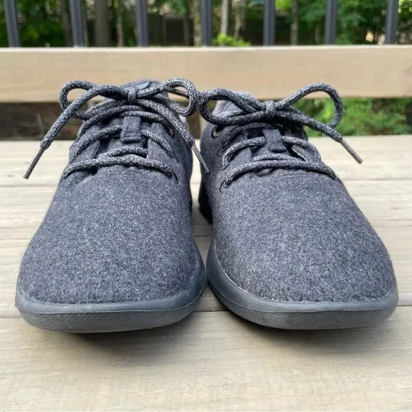Allbirds Natural Black with Black Sole Wool Runners shoes size 8