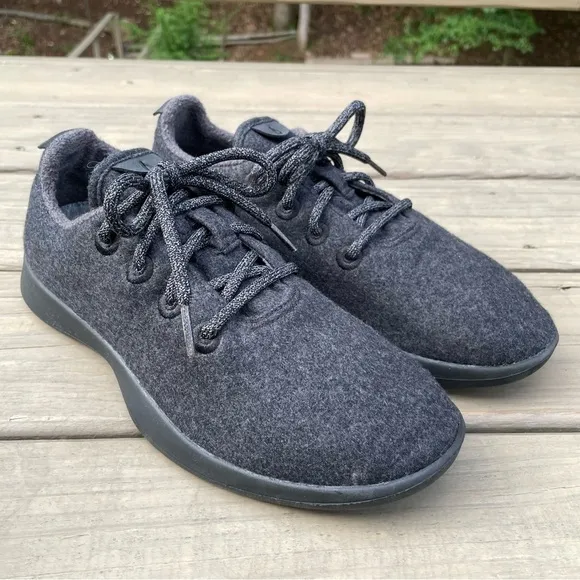 Allbirds Natural Black with Black Sole Wool Runners shoes size 8