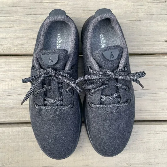 Allbirds Natural Black with Black Sole Wool Runners shoes size 8