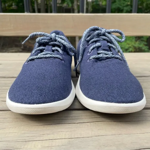 Allbirds Wool Runners in Tuke Midnight Blue shoes size 10