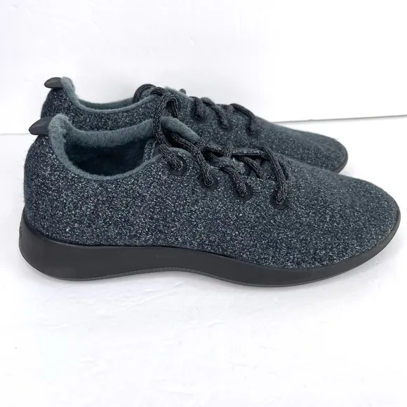 ALLBIRDS Wool Runners Sneakers Dark Kea Green With Black Sole Size 10