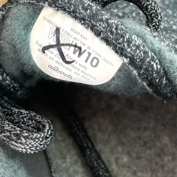 ALLBIRDS Wool Runners Sneakers Dark Kea Green With Black Sole Size 10