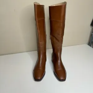 Ann Taylor Equestrian Leather Boots size 6