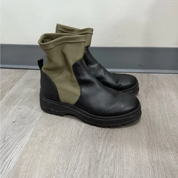 Anthropologie Angel Alarcon Boots Alder Stretch Ankle Platform in Green