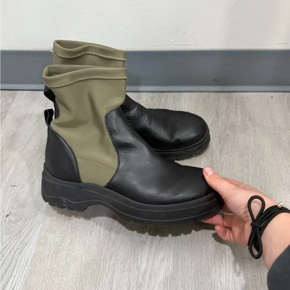 Anthropologie Angel Alarcon Boots Alder Stretch Ankle Platform in Green