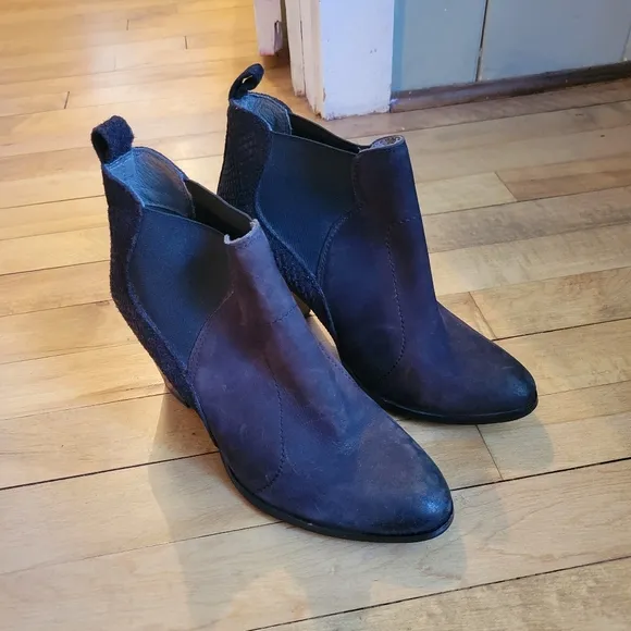 Anthropologie Seychelle Black Boots Booties