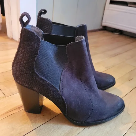 Anthropologie Seychelle Black Boots Booties