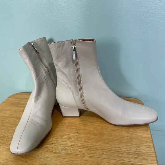 Aquatalia Selini Leather Women’s Boots Booties Cream Ivory Size 10.5 NWOT