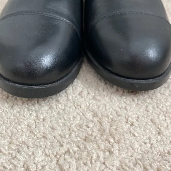 Ariat NWOB Women's‎ Riding Boots Size 7B Black Leather Plaid Zip Up Equestrian