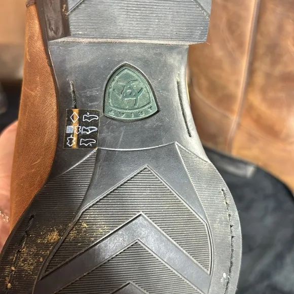 Ariat Sedona arena cowboy boots medium toe classic western 10.5D men’s