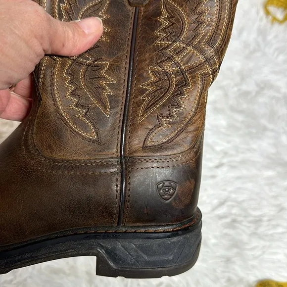 Ariat Western Boots with Wiggle Room
