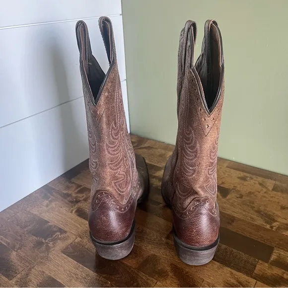 Ariat western boots women size 9.5