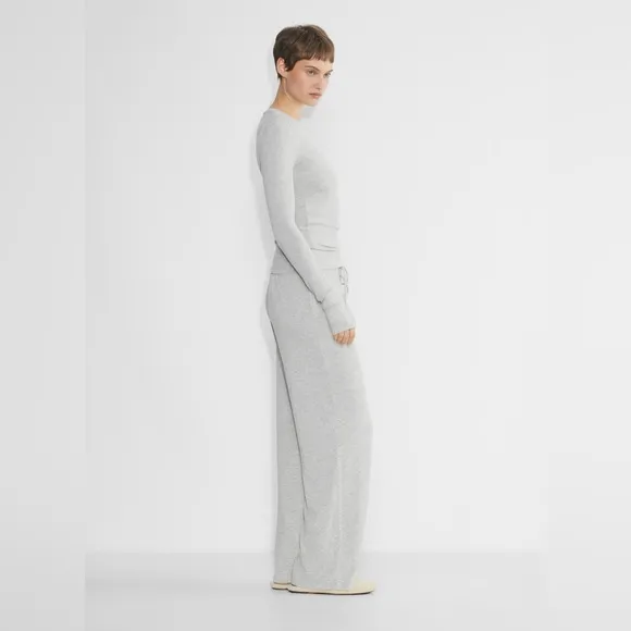 Aritzia Matching Set Destination Longsleeve Recharge Pant Heather Light Grey