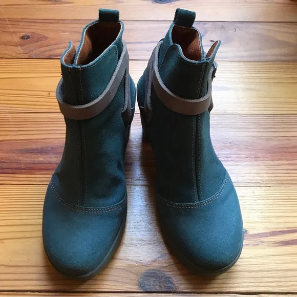 Art Teal Tan Strap Spanish Leather Boots, EUC, 38