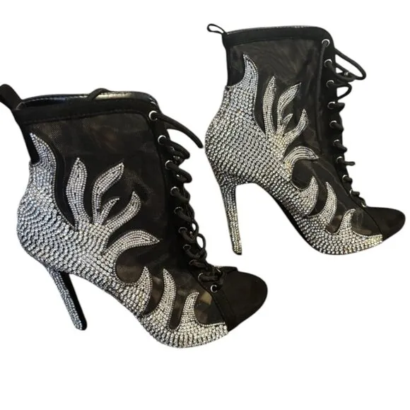 Azalea Wang women's Rhinestone Undlining Black Bootie 5 in heel peep toe sz 8.5