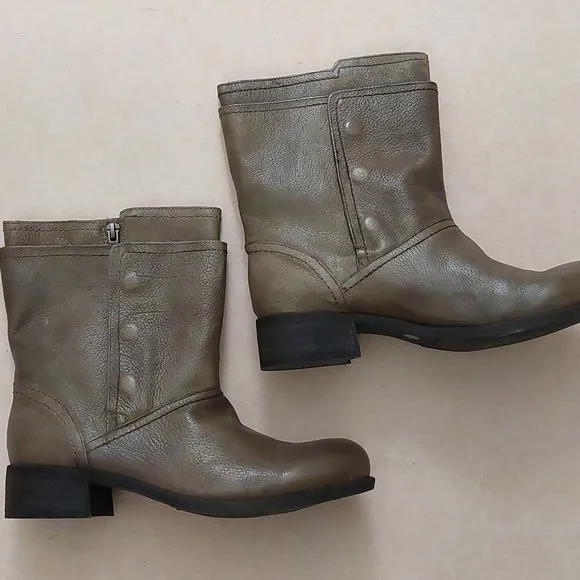 BCBGeneration Everest Olive Brown Leather Boots Retail $145