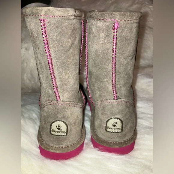 BEARPAW Elle youth winter boots NWOT