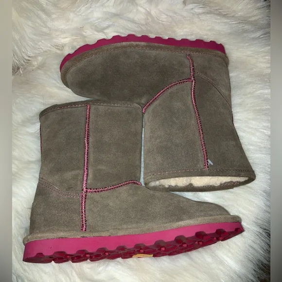 BEARPAW Elle youth winter boots NWOT