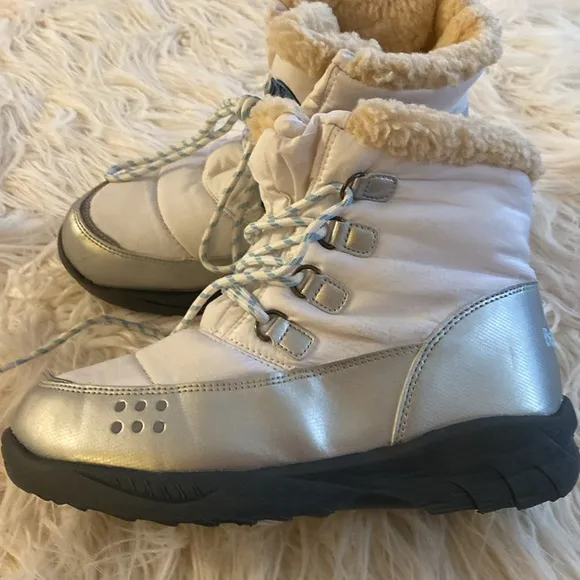 BEARPAW winter youth boots