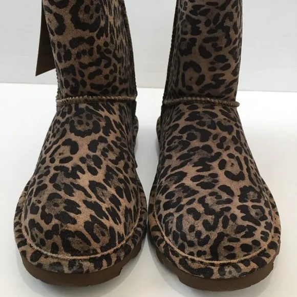 BearPaw Youth Girls brown leopard sheep skin/wool lined pull on winter boots 3Y