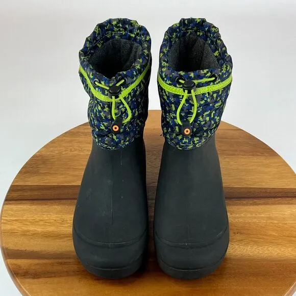 Big Kids‎ Bogs Snow Shell Camo Waterproof Winter Snow Insulated Boots Size 6 Y
