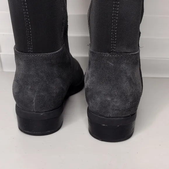 Blondo Ellie Waterproof Suede Side Zipper Equestrian Knee Tall Riding Boots