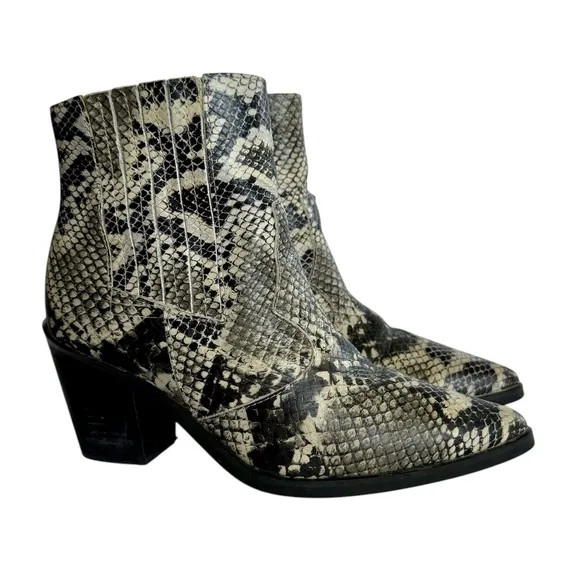 Blondo Elvina Waterproof Ankle Boots Snakeskin Print Leather Size 7 Western