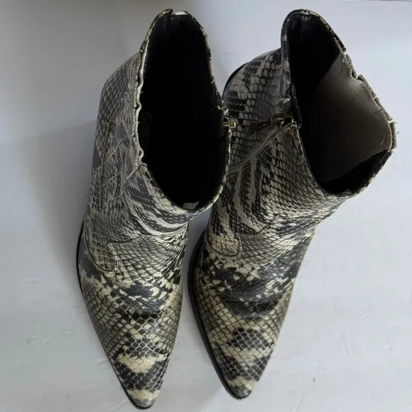 Blondo Elvina Waterproof Ankle Boots Snakeskin Print Leather Size 7 Western