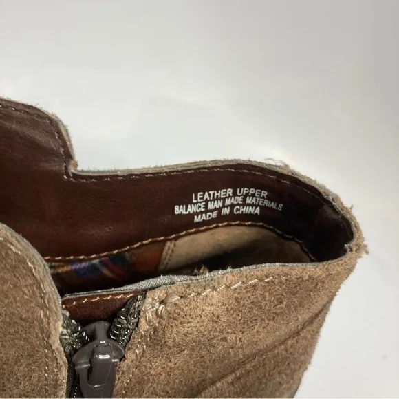 B.o.c. Leather boots size 8.5