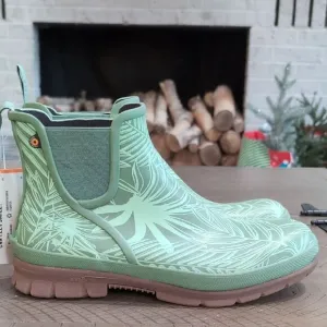 Bogs Amelia Chelsea Style Green Winter &amp; Rain Ankle Boots Sz 11 NWT