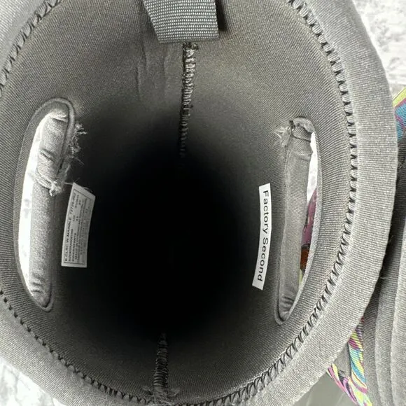 Bogs Girls Pull On Snow Boots Size 11 Gray Marble Waterproof Insulated Winter