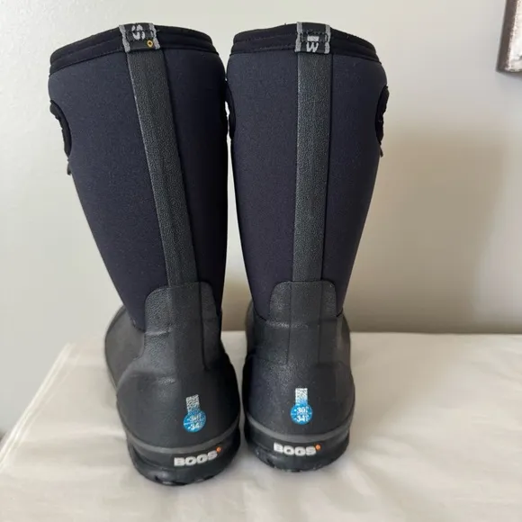 BOGS Size 6 Youth - Big Boys or Girls Black Winter Boots