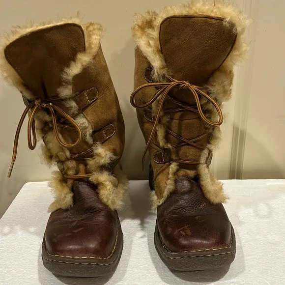 Born Leather Shearling fur Lined Lace Up Winter Boots warm &amp; cozy size 4/36
