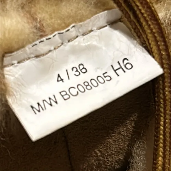 Born Leather Shearling fur Lined Lace Up Winter Boots warm &amp; cozy size 4/36