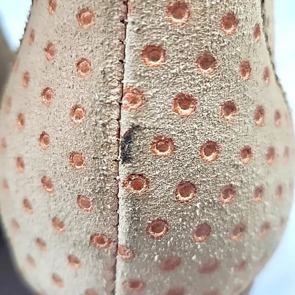 Born polkadot Tan Suede Boots Size 10