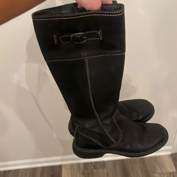 Born tall equestrian riding leather boots size 8 side zip buckle hardware