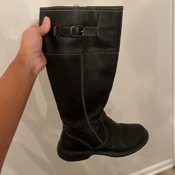 Born tall equestrian riding leather boots size 8 side zip buckle hardware