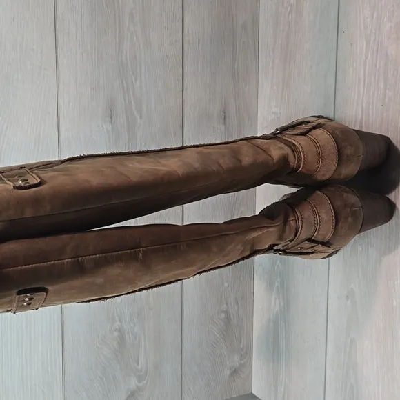 Born Women Tall Riding Leather Knee-High Boots Heels Shoes Boots Sz 8.5