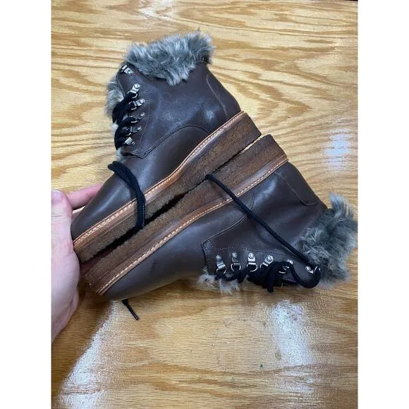 Botkier Winter Boots Women's Size 7.5 Brown Leather Fur Cuff Lace Up Ankle S25