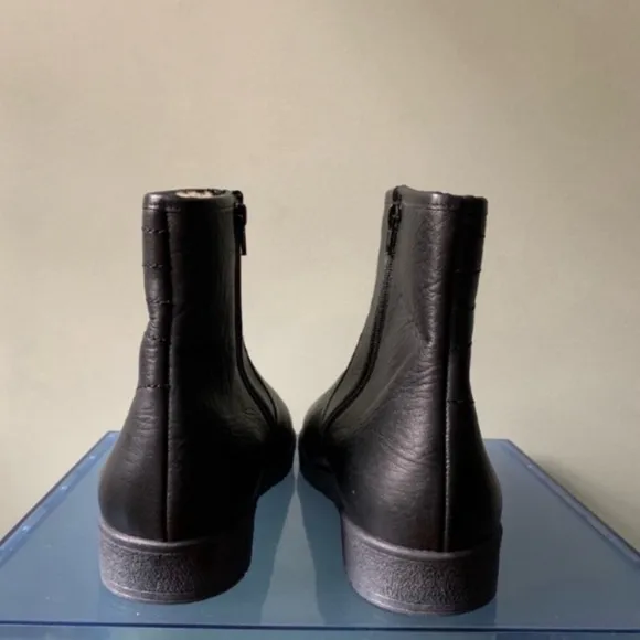 Brand New Men's Leather Upper Fur Lined Zip Winter Boots