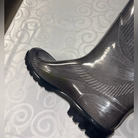 Burberry Black and Gray Winter Rain Boots with Argyle Design