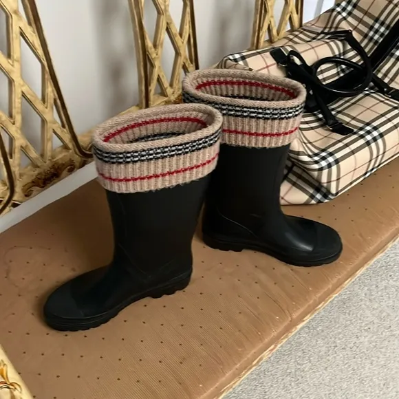Burberry Knit Too Black and Cream Winter Rain Boots